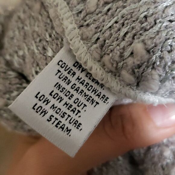 St. John's women's Ombre Knit Coat size 8 like new - Picture 6 of 7